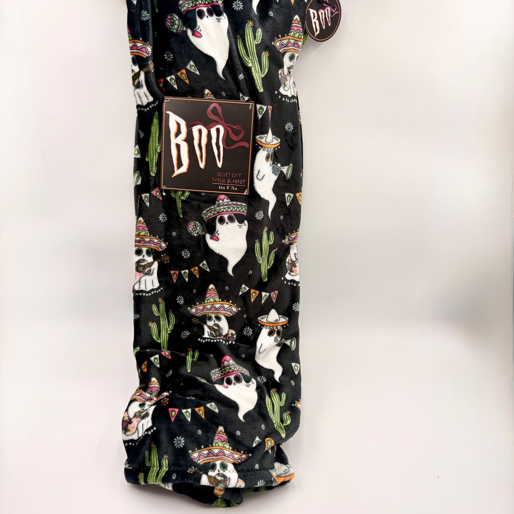 Boo Velvet Soft Throw Blanket Black Mariachi‎ Ghosts Cacti Halloween 60x70 NEW